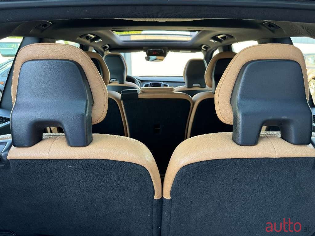 2019' Volvo XC90 photo #5