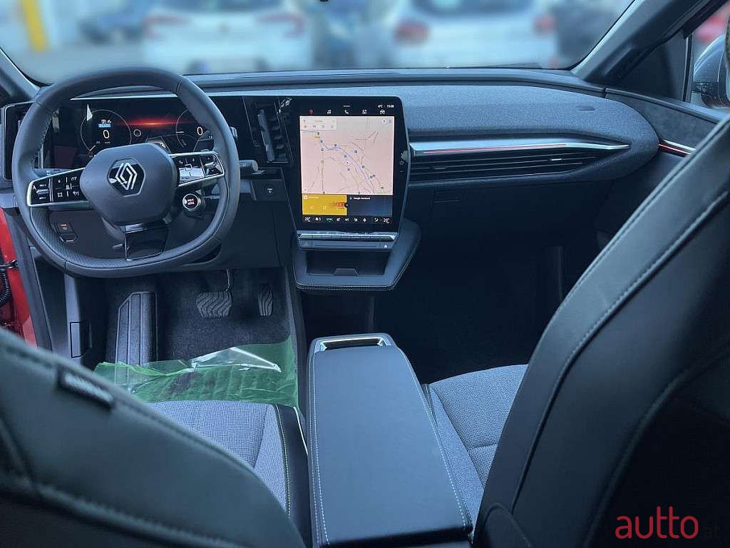 2022' Renault Megane photo #4