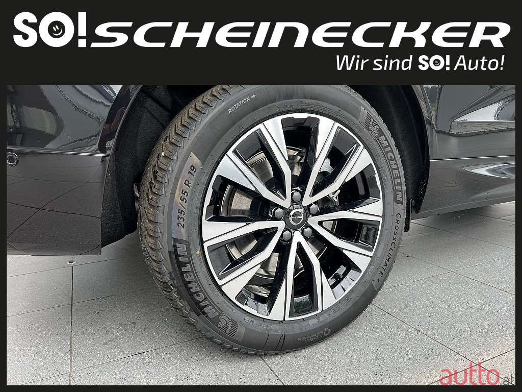 2024' Volvo XC60 photo #5