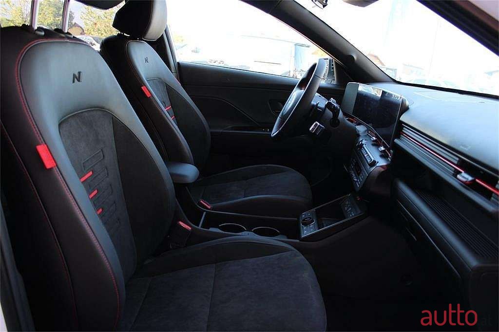 2024' Hyundai Kona photo #3