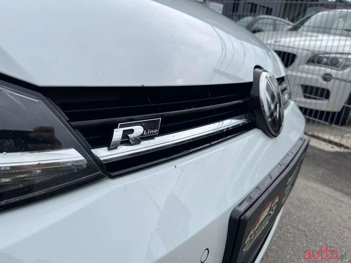2017' Volkswagen Golf photo #6