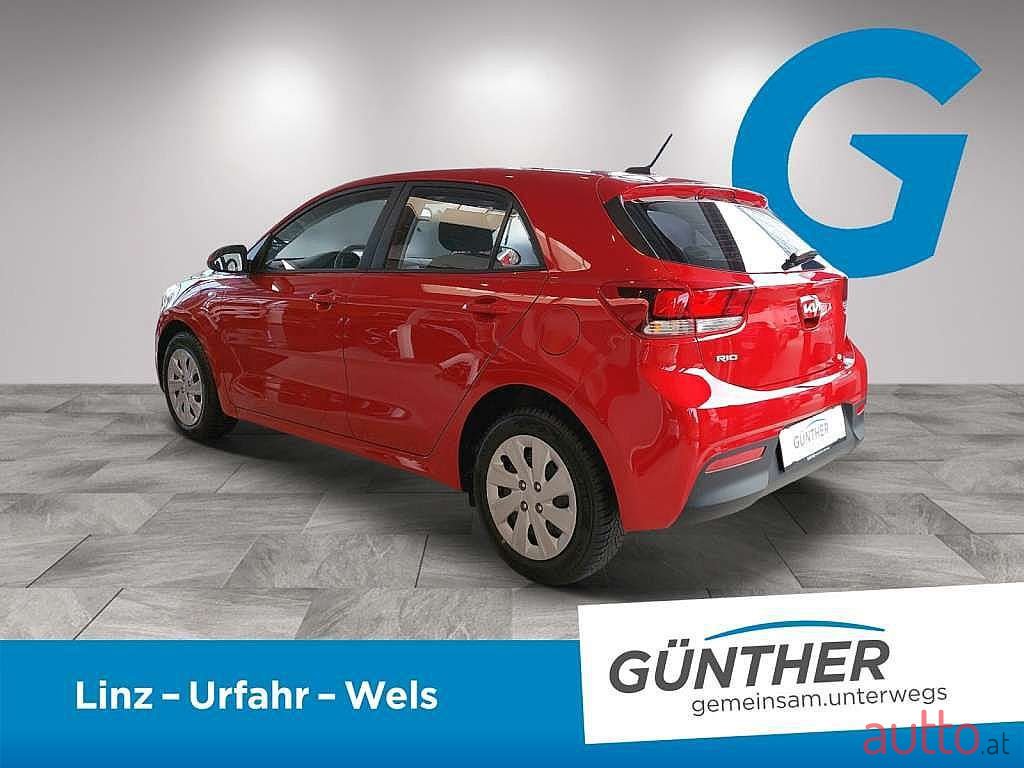 2022' Kia Rio photo #4