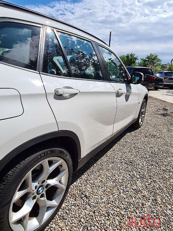 2010' BMW X1 photo #5