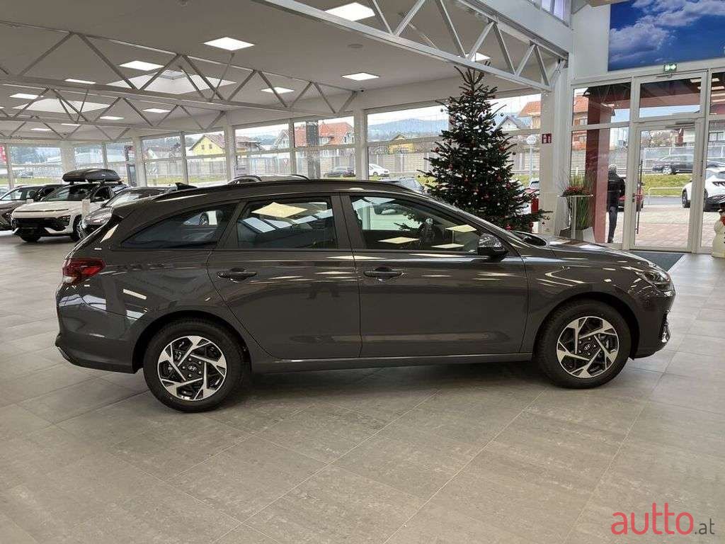 2024' Hyundai i30 photo #5