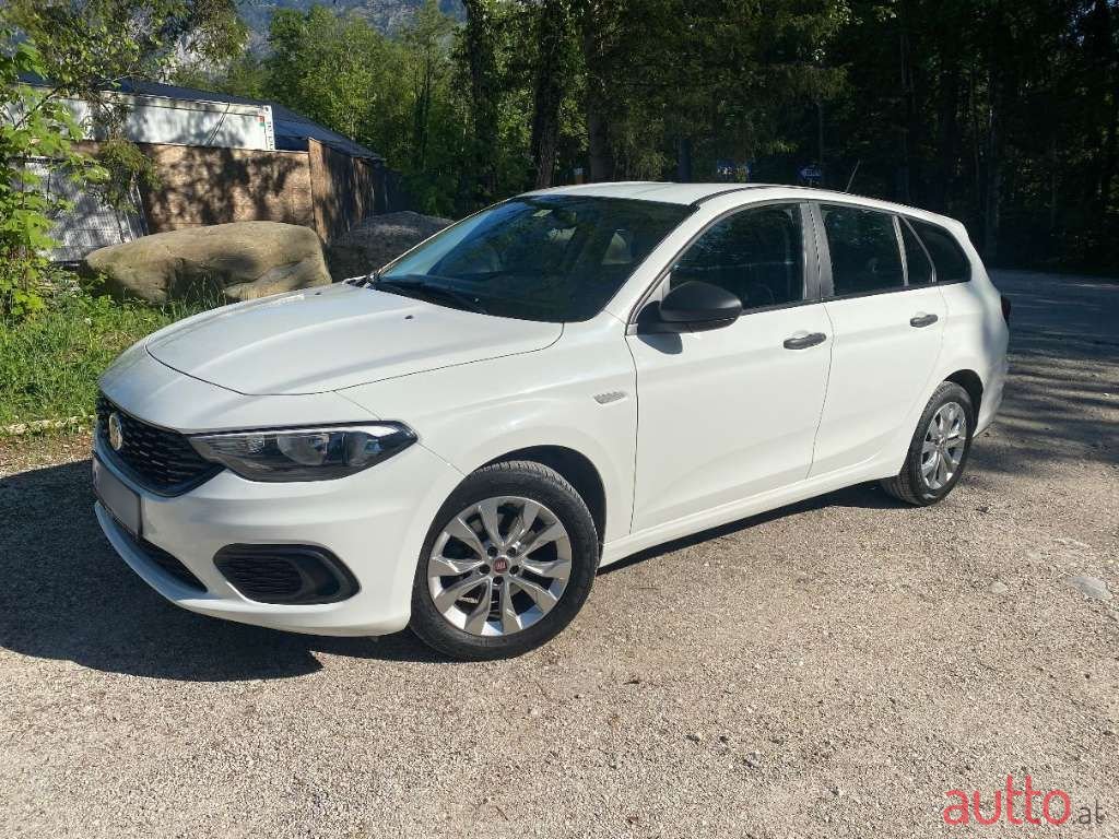 2018' Fiat Tipo photo #1