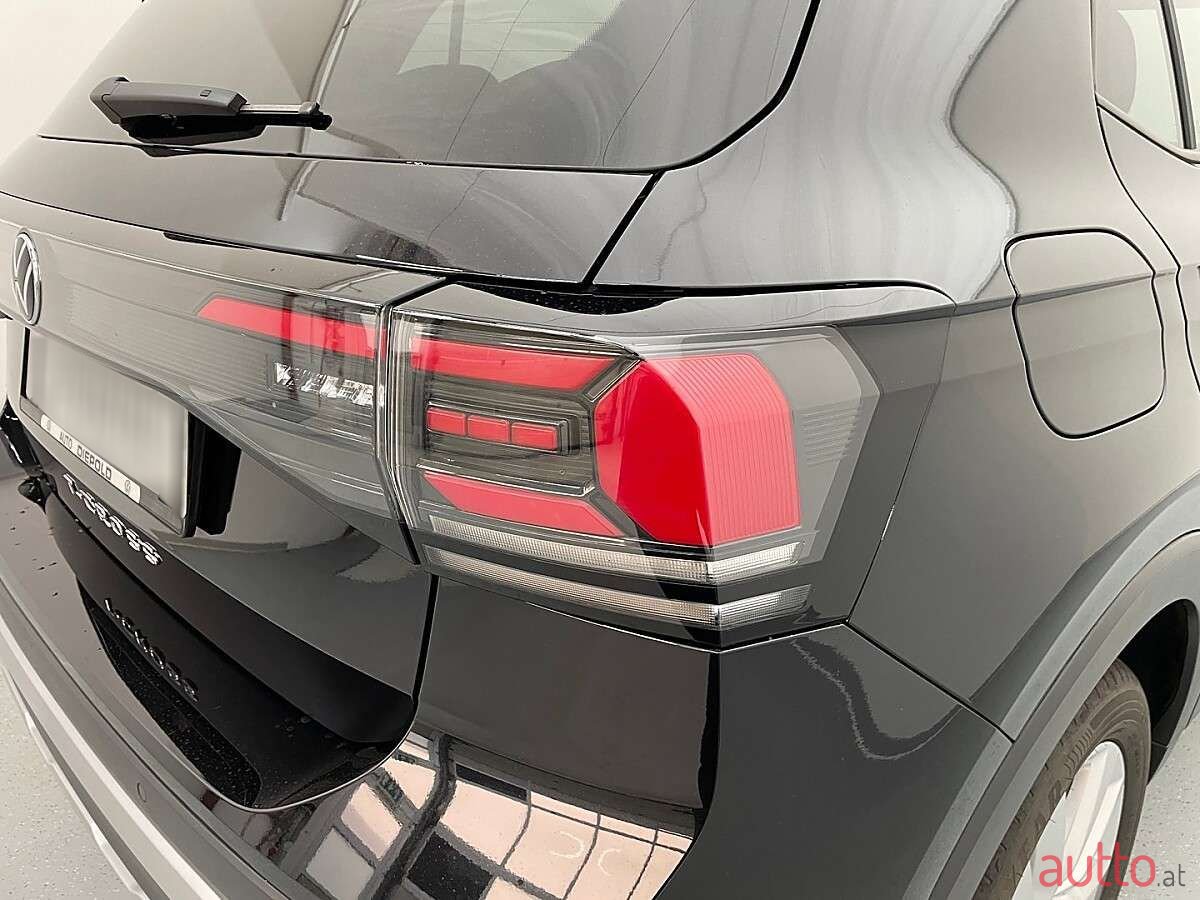 2024' Volkswagen T-Cross photo #6