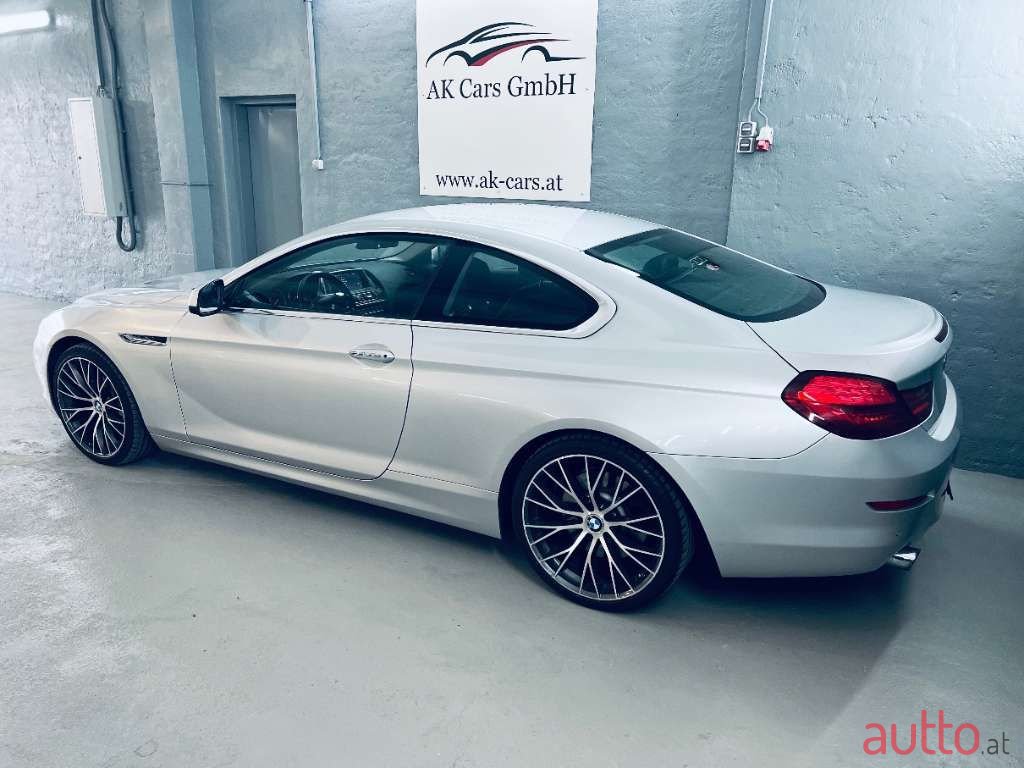 2011' BMW 6Er-Reihe photo #3