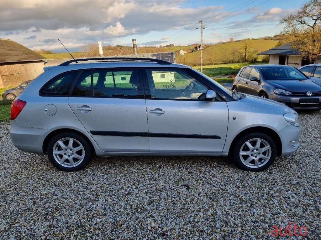 2010' Skoda Fabia photo #4