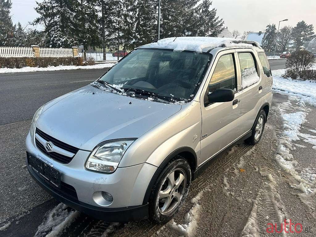 2004' Suzuki Ignis photo #3