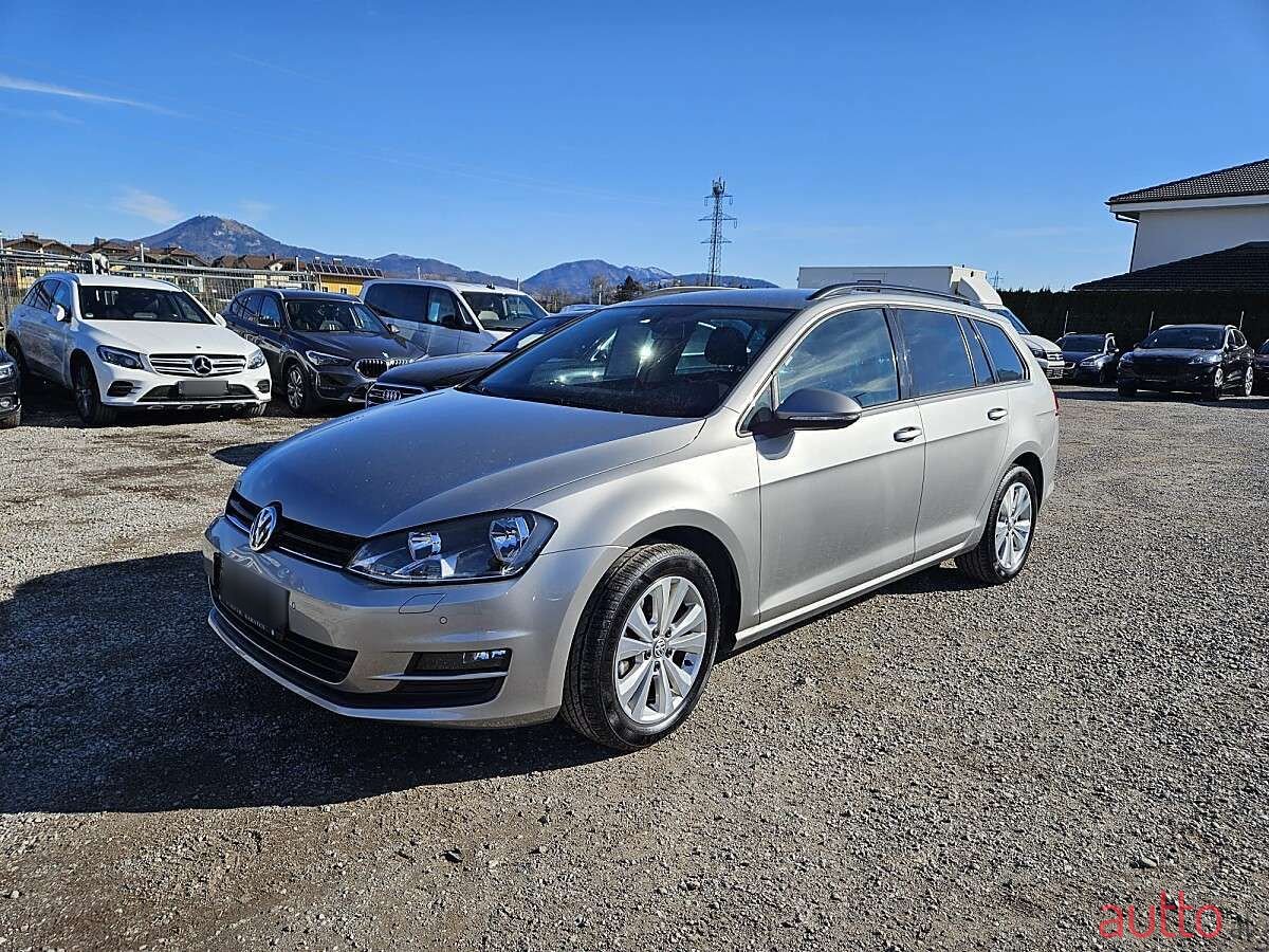 2016' Volkswagen Golf photo #1