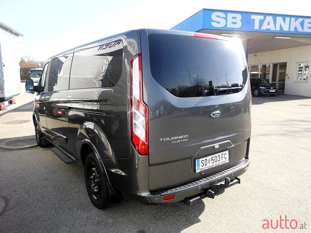 2022' Ford Tourneo photo #3