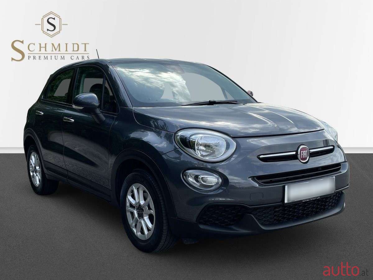 2022' Fiat 500X photo #3