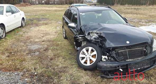 2008' Mercedes-Benz C-Klasse photo #1