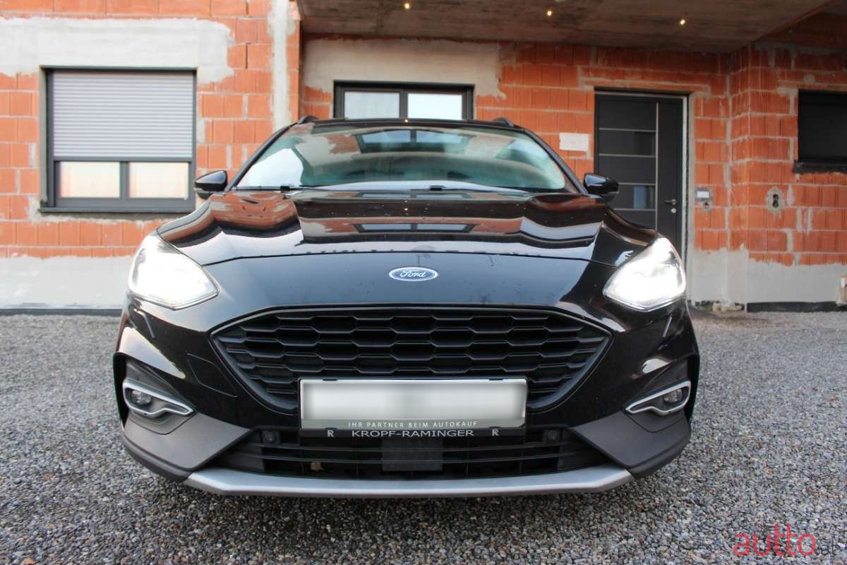2019' Ford Focus photo #3