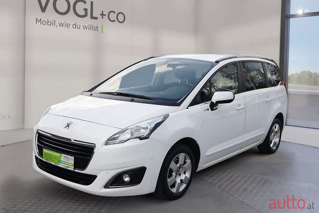 2016' Peugeot 5008 photo #1