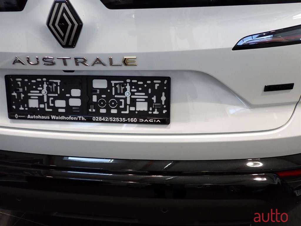 2023' Renault Austral photo #5