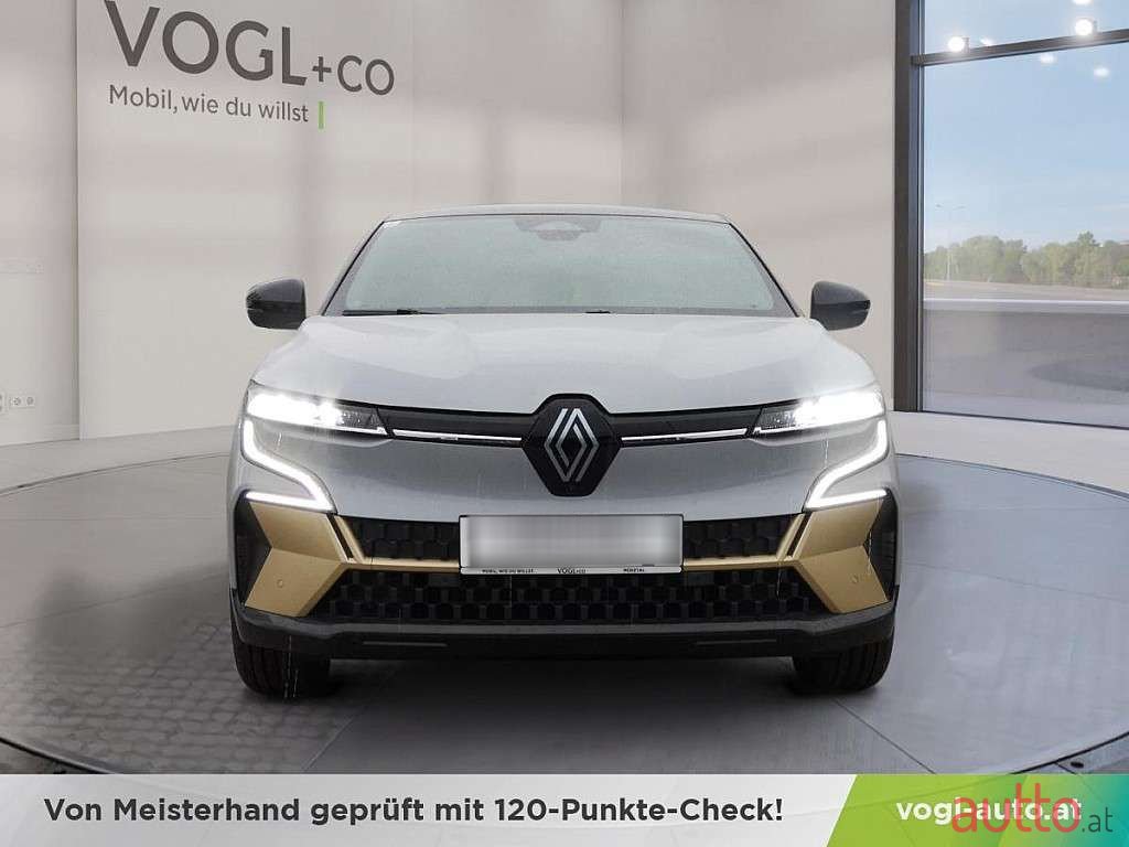 2023' Renault Megane photo #6