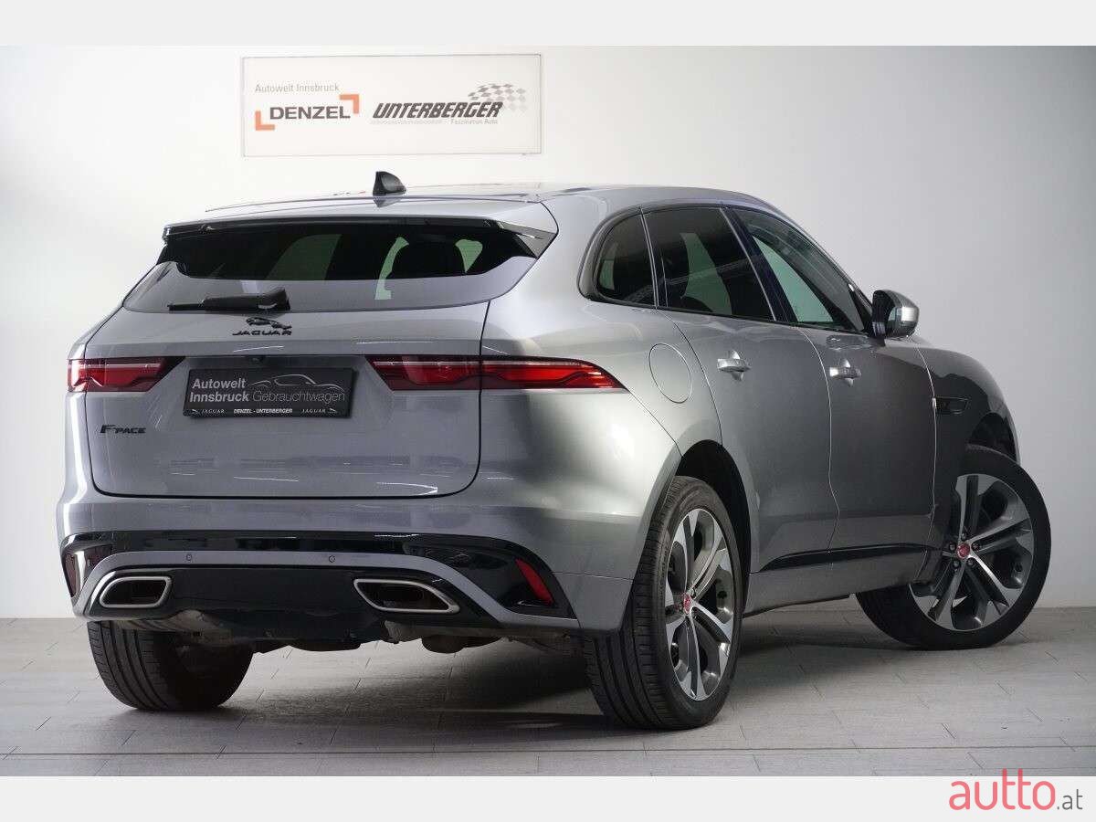 2022' Jaguar F-Pace photo #3