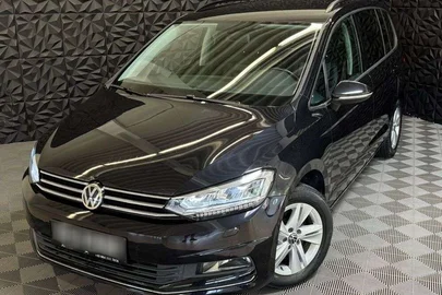 2020' Volkswagen Touran