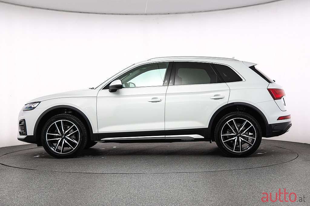 2022' Audi Q5 photo #3