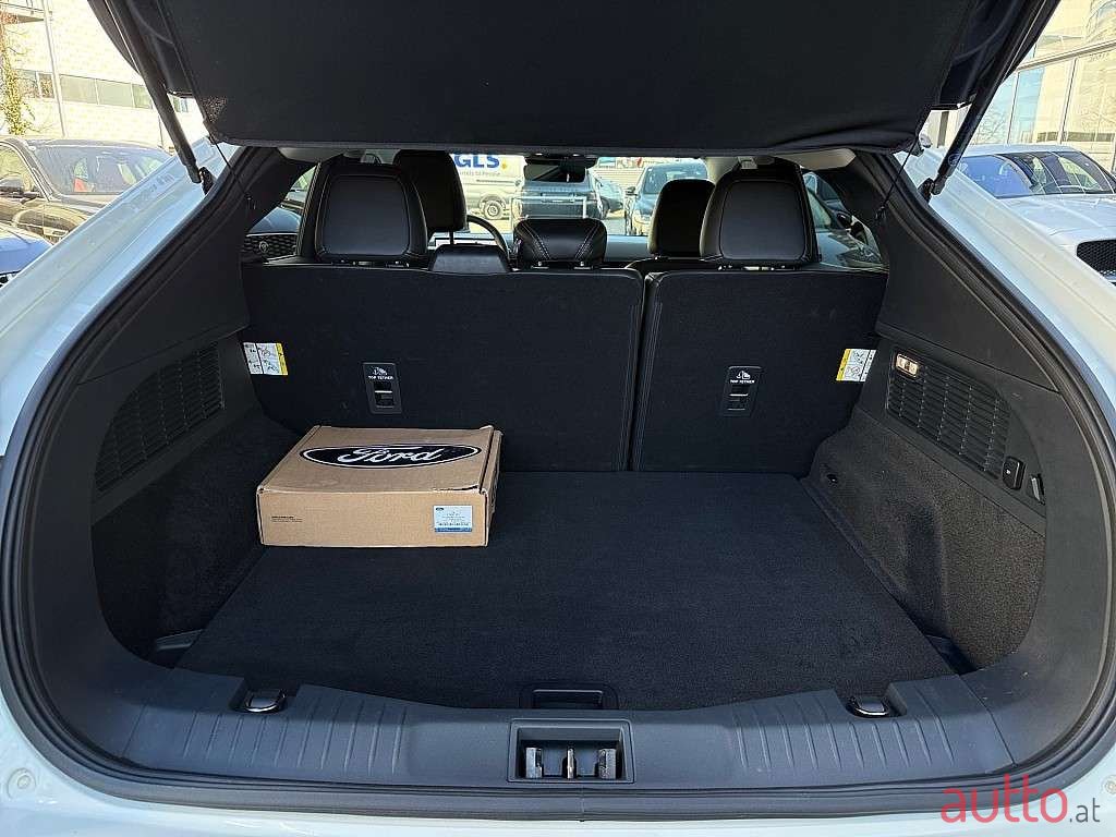 2023' Ford Mustang Mach-E photo #6