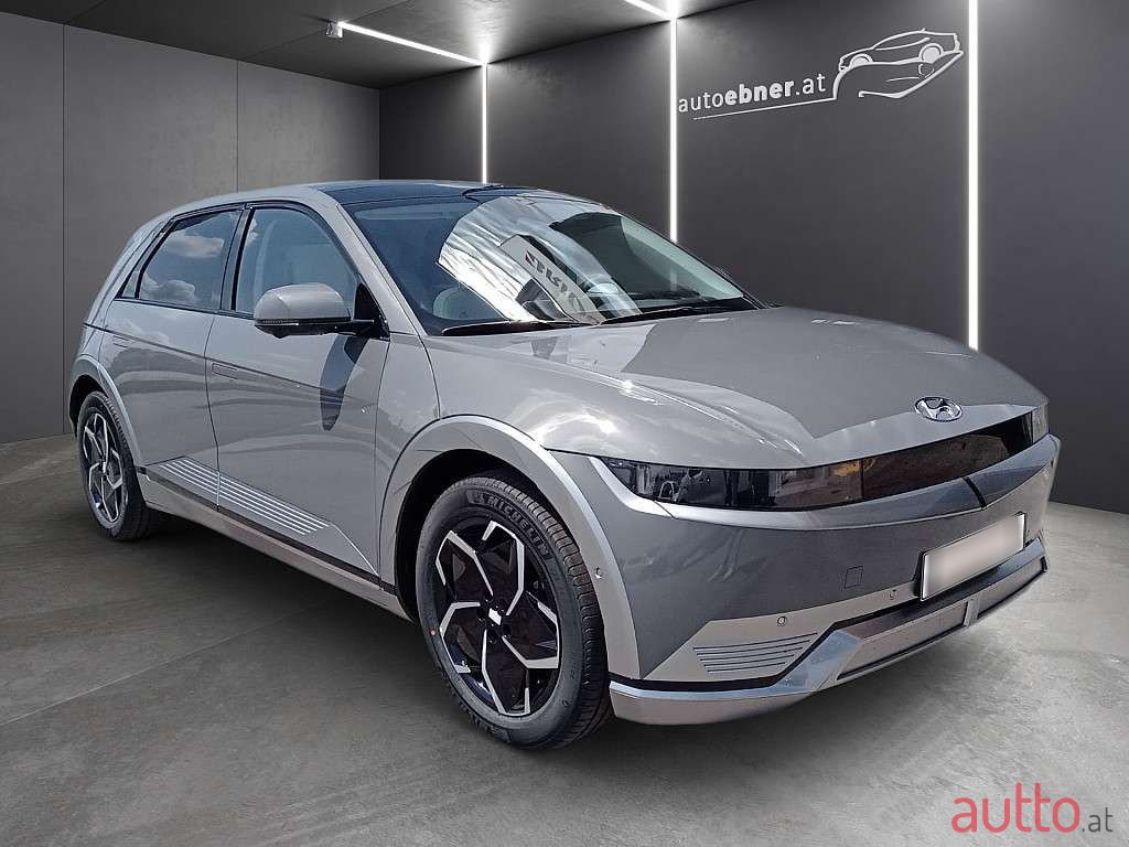 2023' Hyundai Ioniq 5 photo #5