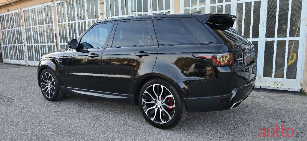 2018' Land Rover Range Rover Sport photo #3