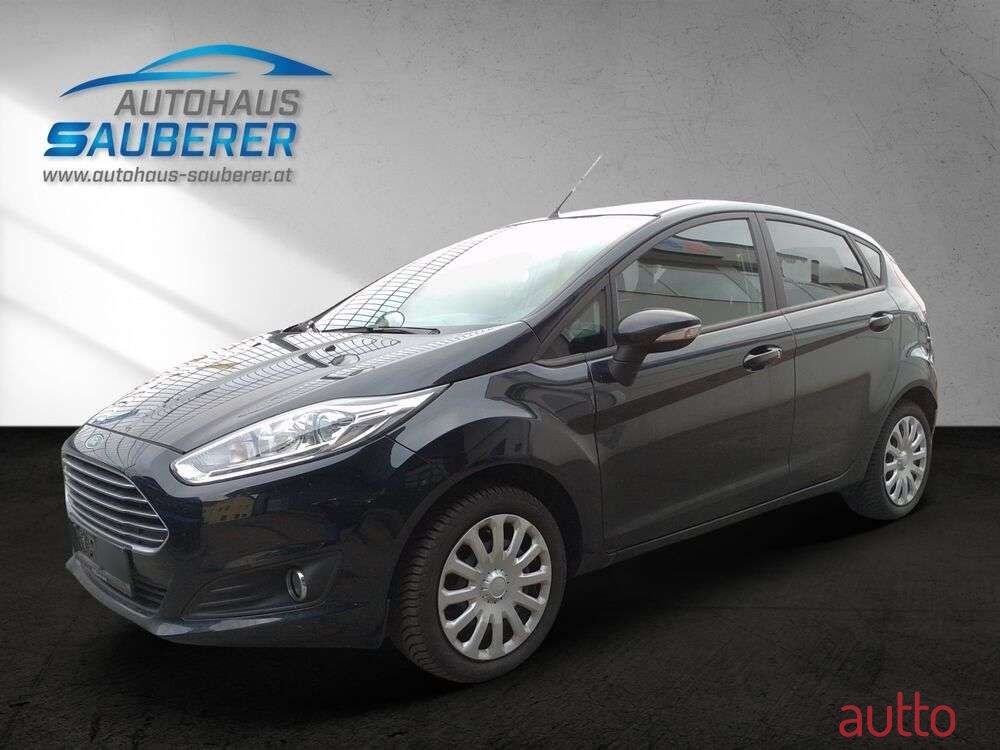 2015' Ford Fiesta photo #1