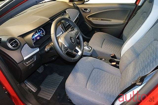 2022' Renault Zoe photo #5