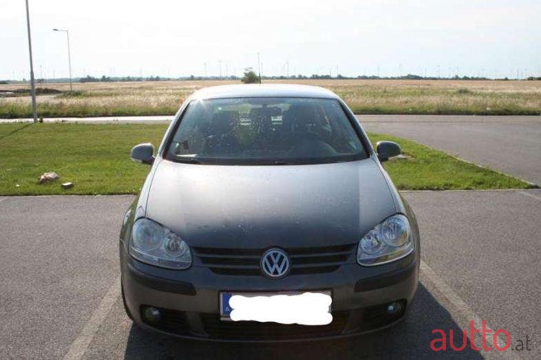 2006' Volkswagen Golf photo #2