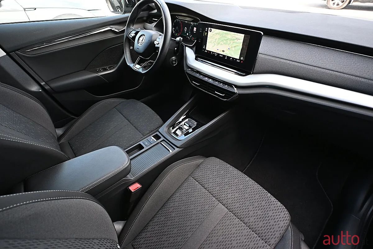 2023' Skoda Octavia photo #4