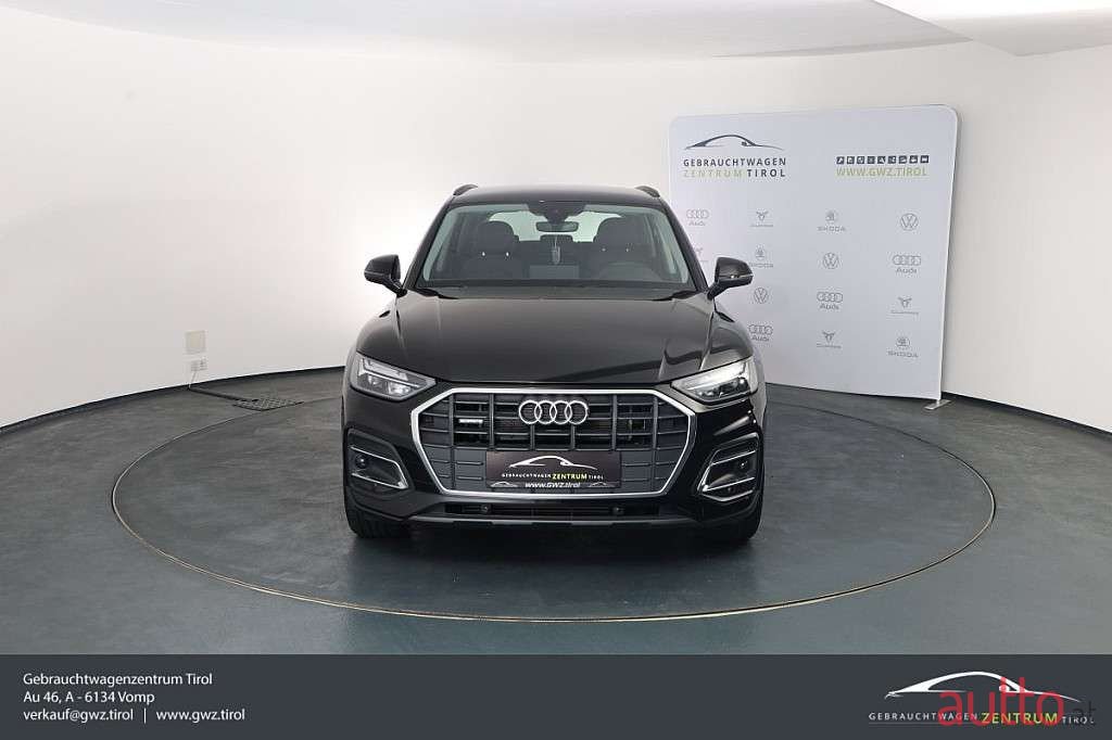 2021' Audi Q5 photo #2