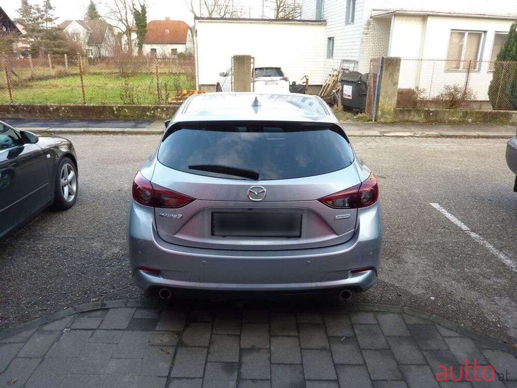 2017' Mazda Mazda3 photo #4