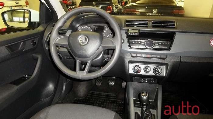 2017' Skoda Fabia photo #4