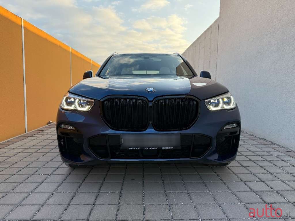 2019' BMW X5 photo #2