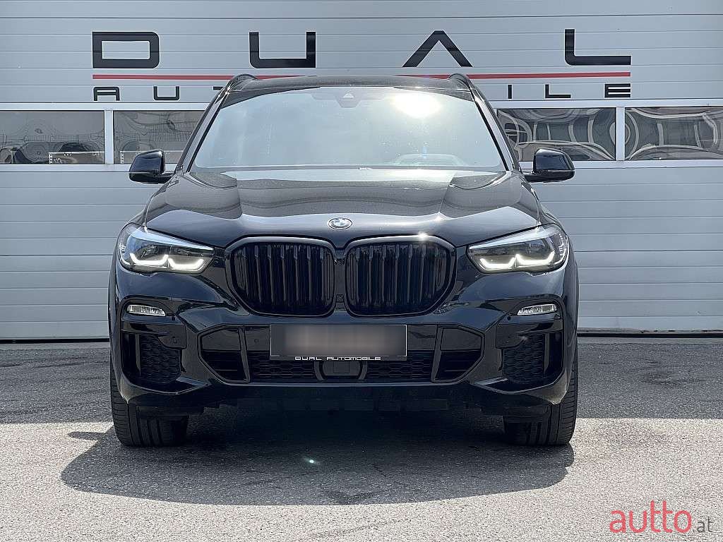 2019' BMW X5 photo #5