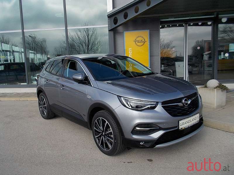 2021' Opel Grandland X photo #1