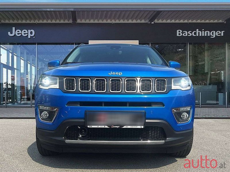 2019' Jeep Compass photo #3