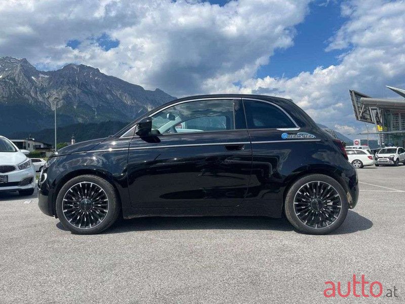 2023' Fiat 500 photo #6