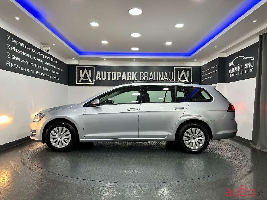 2016' Volkswagen Golf photo #4