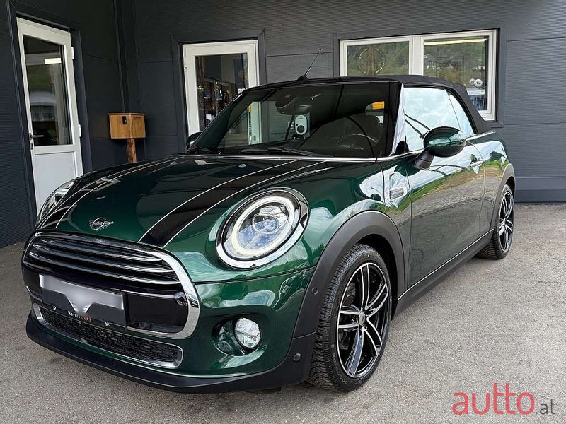 2018' MINI Cabrio photo #1