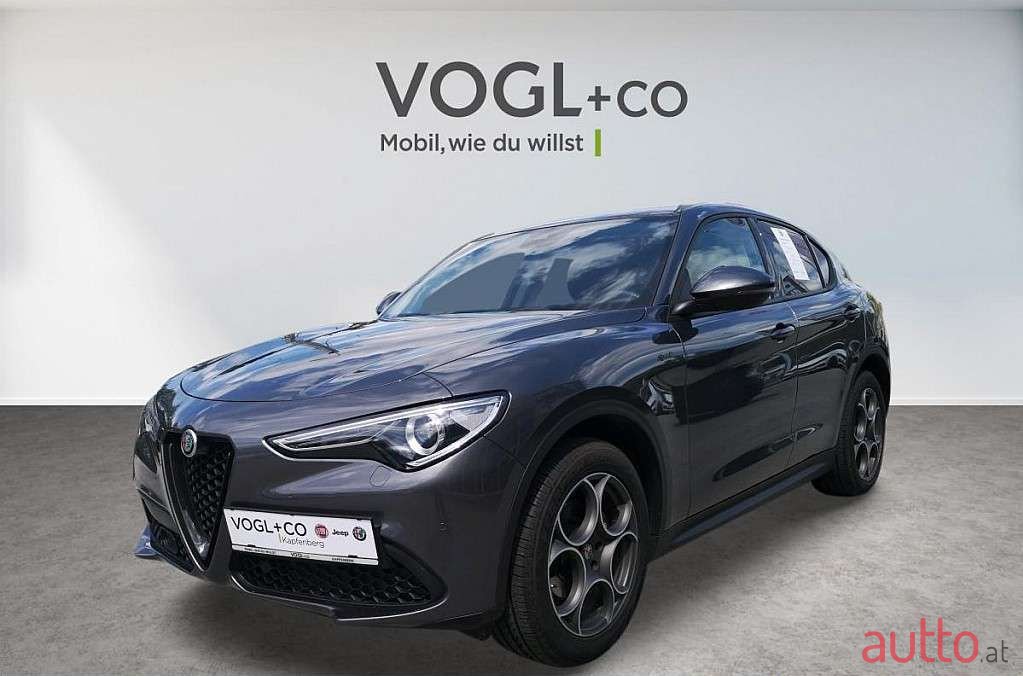 2020' Alfa Romeo Stelvio photo #1