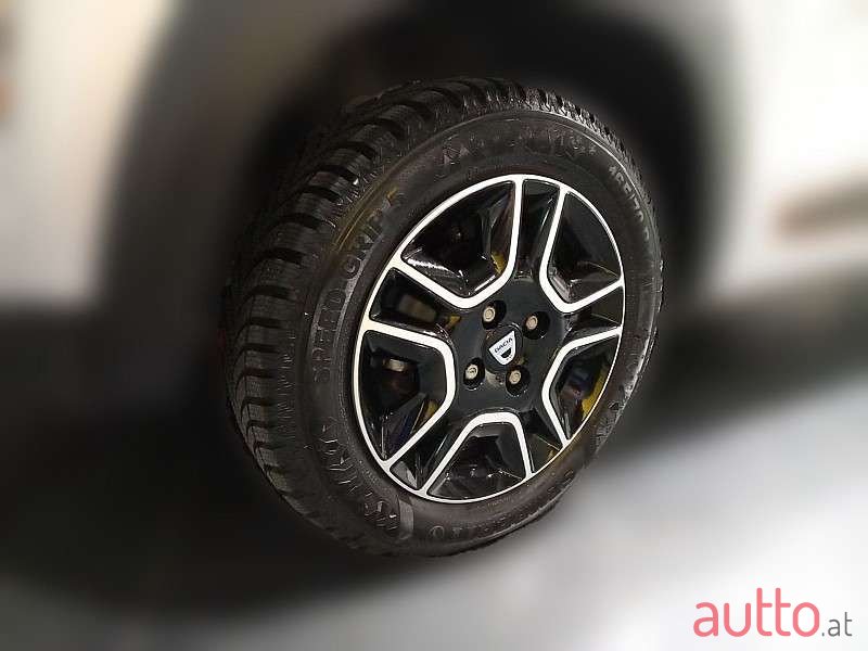 2021' Dacia Spring photo #5