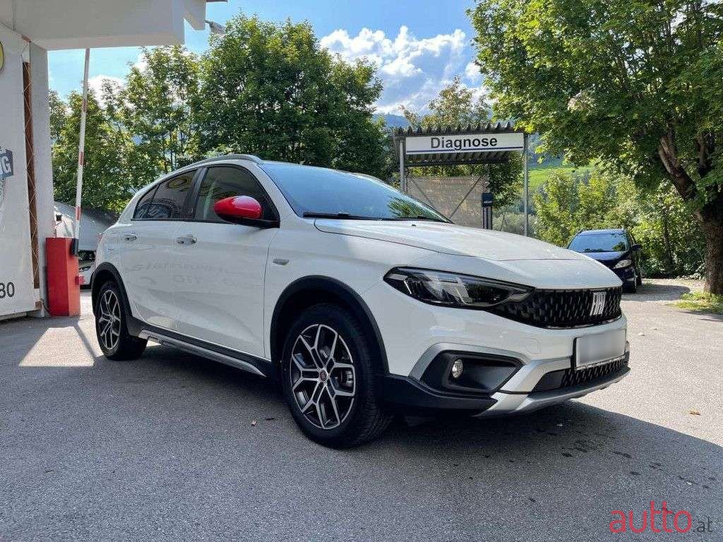 2022' Fiat Tipo photo #3