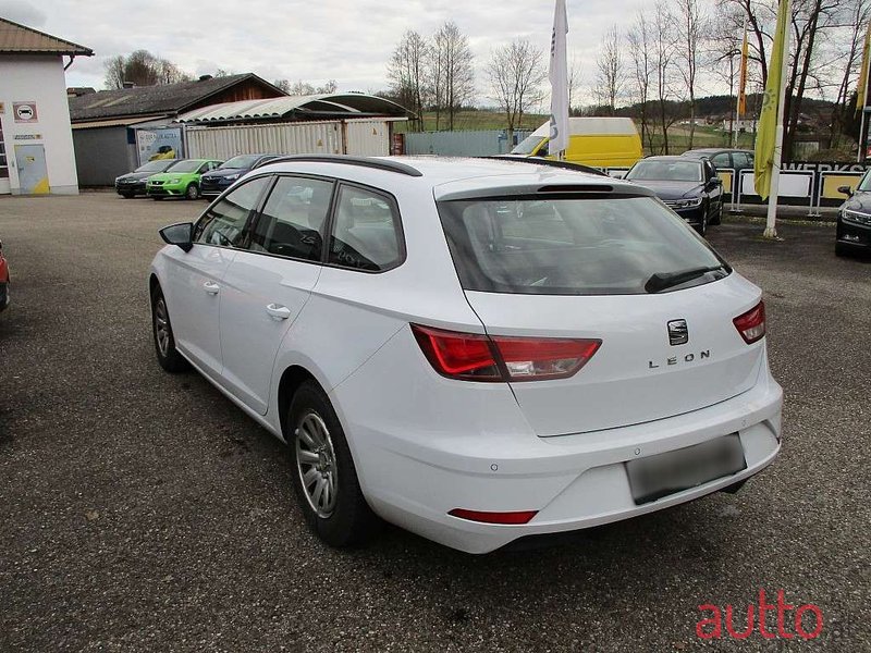 2019' SEAT Leon photo #6