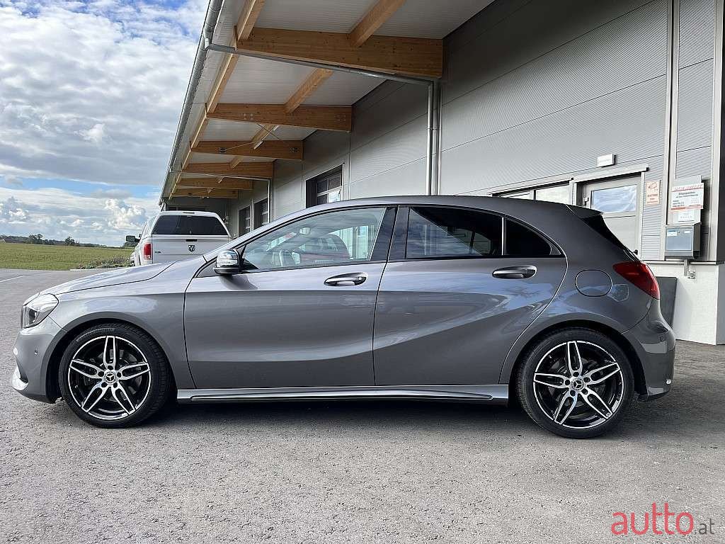 2017' Mercedes-Benz A-Klasse photo #2