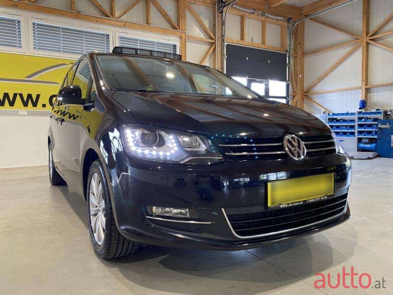 2018' Volkswagen Sharan photo #2