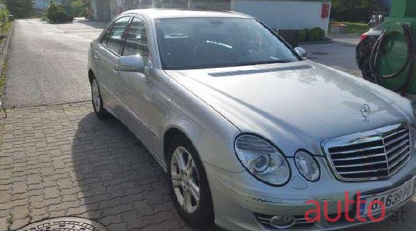 2007' Mercedes-Benz E-Klasse photo #2