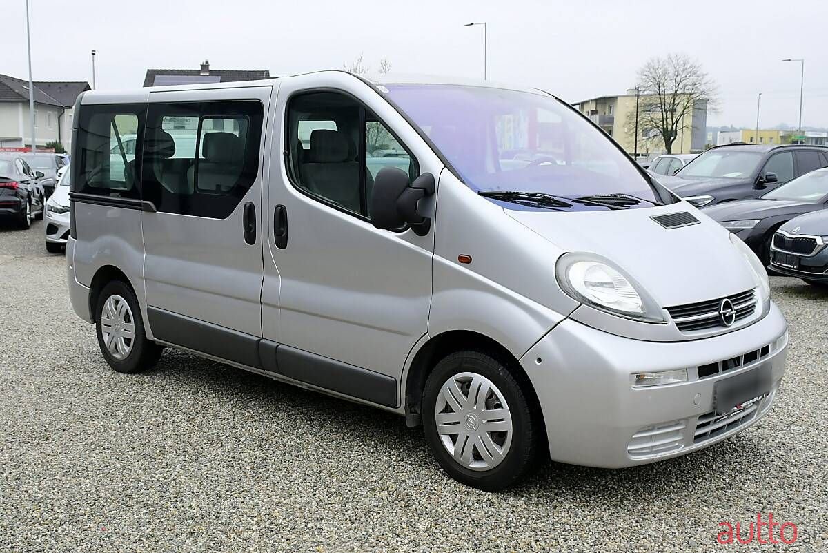 2003' Opel Vivaro photo #5