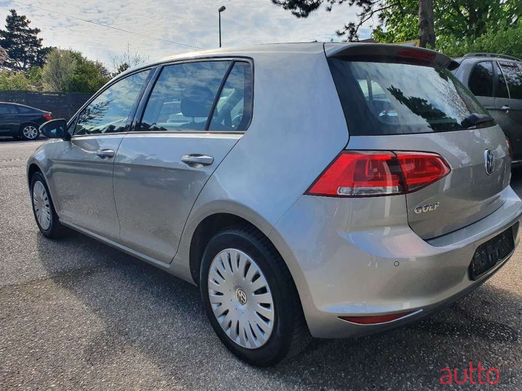 2014' Volkswagen Golf photo #4